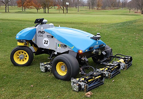 Robotic Lawn Mower Buying Guide: Features, Benefits, and Expert Tips